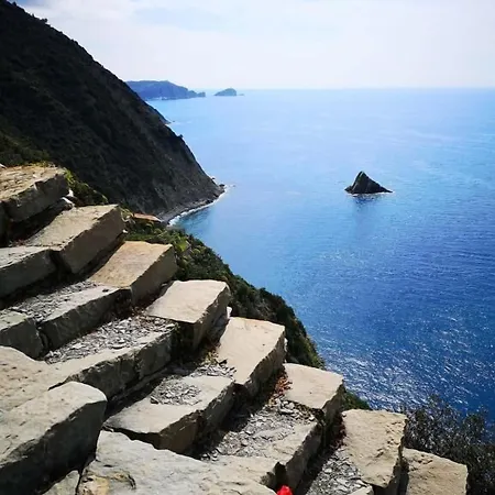 The One - Sun 'n Sea Gæstehus La Spezia