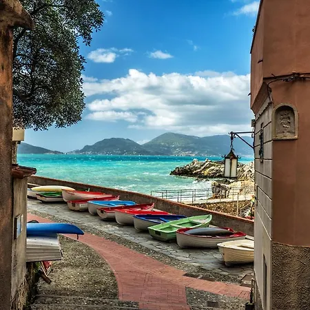 The One - Sun 'n Sea Gæstehus 4*