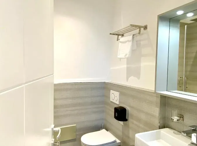 Pensión The One - Sun 'n Sea 4*